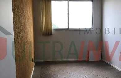 Imagem: O apartamento possui 3 Dormitórios, 1 Banheiro, 1 Vaga na garagem