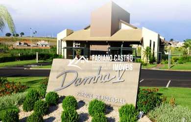 Imagem: O terreno à venda possui 440m² de Área e está localizado