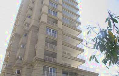 Imagem: O apartamento possui 4 Dormitórios, 5 Banheiros, 5 Vagas na