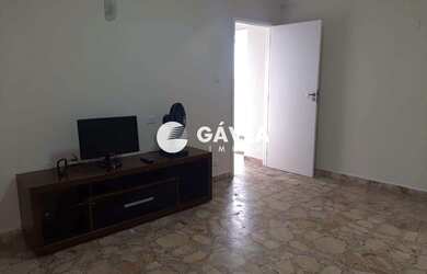 Imagem: O apartamento possui 1 Dormitório, 1 Banheiro, 1 Vaga na garagem