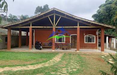 Imagem: A fazenda possui 220m² de Área e está localizado em Portão