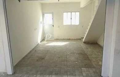 Imagem: A casa possui 2 Dormitórios, 2 Banheiros, 1 Vaga na garagem