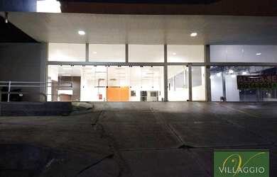 Imagem: O depósito possui 5 Vagas na garagem, 1.100m² de Área e