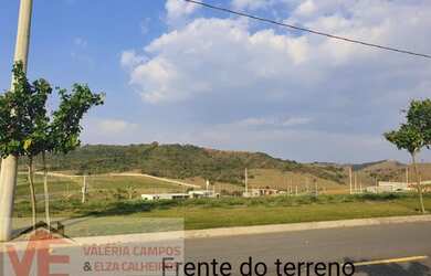 Imagem: O terreno possui 315m² de Área e está localizado em Loteamento