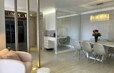 Imagem: O apartamento possui 3 Dormitórios, 2 Banheiros, 2 Vagas na