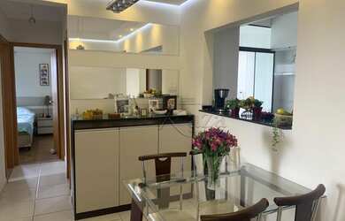 Imagem: O apartamento possui 2 Dormitórios, 2 Banheiros, 2 Vagas na