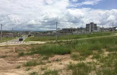 Imagem 15: Casa de condomínio para venda possui 453 metros quadrados em Urbanova - São José dos Campo