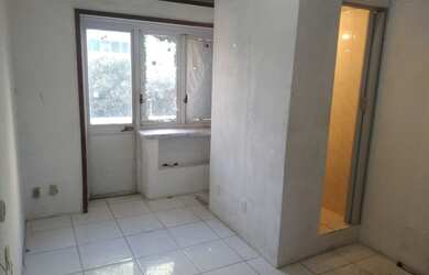 Imagem: O depósito possui 15m² de Área e está localizado em Centro