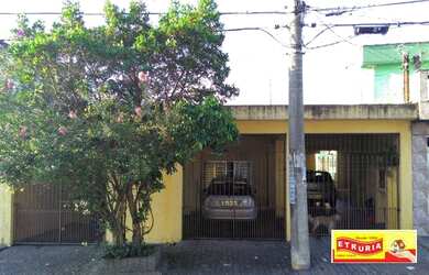 Imagem: A casa possui 5 Dormitórios, 2 Banheiros, 5 Vagas na garagem