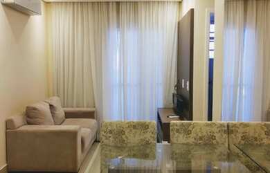 Imagem: O apartamento possui 2 Dormitórios, 1 Banheiro, 1 Vaga na garagem