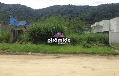 Imagem: O terreno possui 400m² de Área e está localizado em Mar