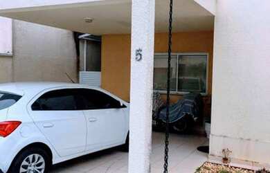 Imagem: A casa em condomínio possui 3 Dormitórios, 3 Banheiros, 2