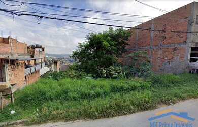 Imagem: O terreno possui 150m² de Área e está localizado em Bosque