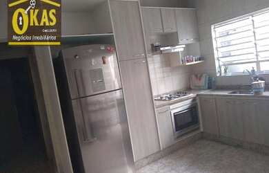 Imagem: A casa possui 2 Dormitórios, 2 Banheiros, 3 Vagas na garagem