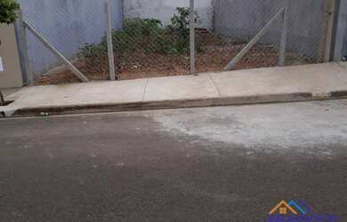 Imagem: O terreno possui 150m² de Área e está localizado em Loteamento