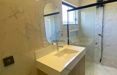 Imagem 10: Casa Alto Padrão. Piscina, Churrasqueira, 202m² de Áreae1 Vaga na garagem