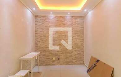 Imagem: A casa possui 1 Dormitório, 1 Banheiro, 37m² de Área e está