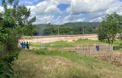 Imagem: O terreno possui 50m² de Área e está localizado em Salvação