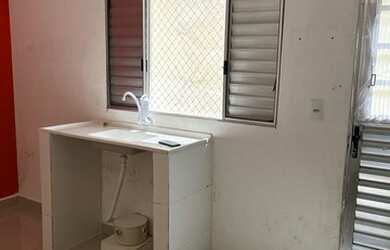 Imagem: A casa possui 1 Dormitório, 1 Banheiro, 40m² de Área e está