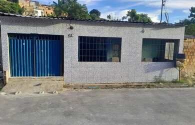 Imagem: A casa possui 2 Dormitórios e 2 Banheiros e está localizado