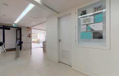 Imagem 13: Sala com 4 Dormitorio s localizado a no bairro Menino Deus em Porto Alegre...