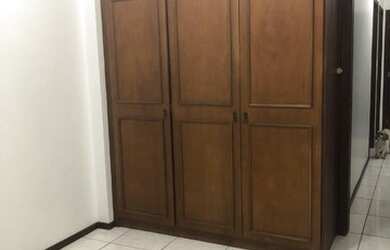 Imagem: O quarto possui Imóvel mobiliado e está localizado em Centro