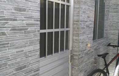 Imagem: A casa possui 1 Dormitório, 1 Banheiro e está localizado