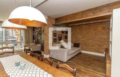 Imagem: O apartamento possui 3 Dormitórios, 2 Banheiros, 1 Vaga na