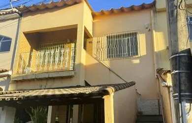 Imagem: O apartamento possui 2 Dormitórios, 1 Banheiro e 69m² de Área