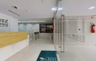 Imagem 10: Sala com 4 Dormitorio s localizado a no bairro Menino Deus em Porto Alegre...