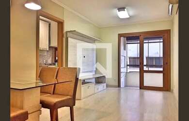 Imagem: O apartamento possui 1 Dormitório, 1 Banheiro, 1 Vaga na garagem