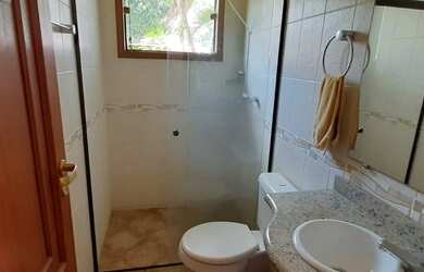 Imagem 2: Casa de condomínio. Piscina, Churrasqueira, Lareirae5 Banheiros