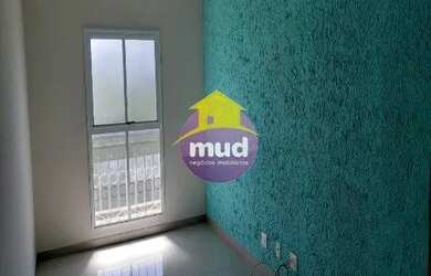 Imagem: O apartamento possui 2 Dormitórios, 1 Banheiro, 1 Vaga na garagem