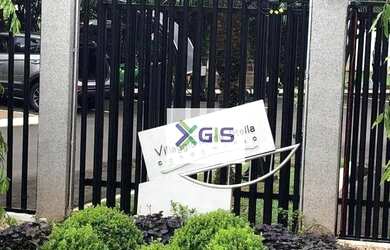 Imagem: A casa em condomínio possui 5 Dormitórios, 4 Banheiros, 4