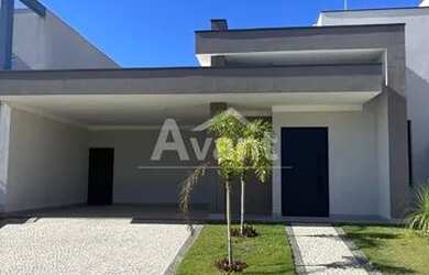 Imagem: A casa em condomínio possui 4 Dormitórios, 4 Banheiros, 4