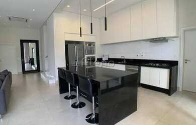 Imagem 12: Venda Casa com 325,09 metroQuadrado, 5 dormitório s , 3 vaga s . Swiss...