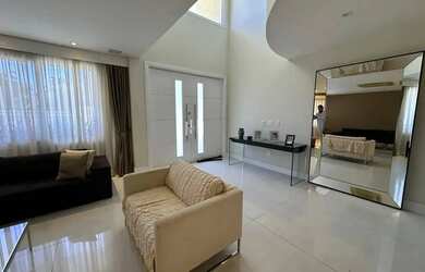 Imagem 3: Residência sofisticada com 4 suítes, energia solar e amplo lazer