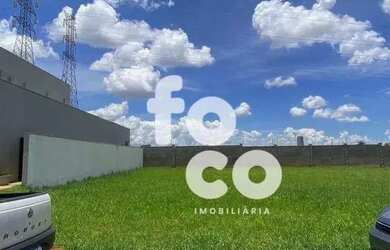 Imagem: O terreno possui 450m² de Área e está localizado em Patrimônio