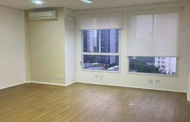 Imagem: O depósito possui 1 Vaga na garagem e 40m² de Área e está