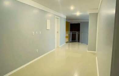 Imagem 11: Casa 6 quartos, academia, piscina com bar, churrasqueira, 700m da praia