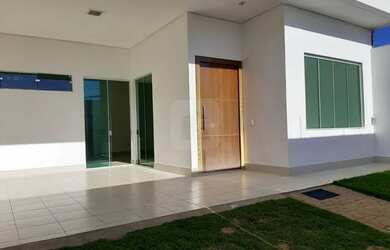 Imagem: A casa à venda possui 3 Dormitórios, 4 Banheiros, 2 Vagas