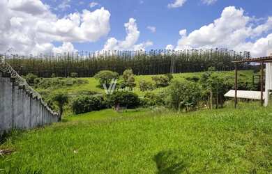 Imagem: O terreno possui 2830m² de Área e está localizado em Chácara