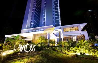 Imagem: O apartamento possui 3 Dormitórios, 3 Banheiros, 2 Vagas na