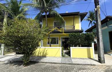 Imagem: A casa possui 4 Dormitórios, 4 Banheiros, 2 Vagas na garagem