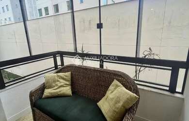 Imagem 14: Apartamento na Carvoeira. Imóvel mobiliado, Imóvel novo, Área de serviçoeLareira