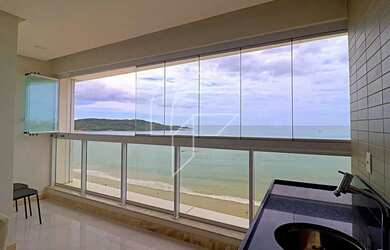 Imagem: O apartamento possui 3 Dormitórios, 3 Banheiros, 2 Vagas na