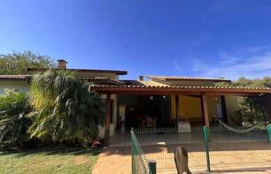 Imagem: A fazenda possui 1.800m² de Área, Imóvel novo e está localizado