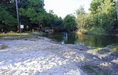 Imagem: A chácara possui 40000000m² de Área e está localizado em