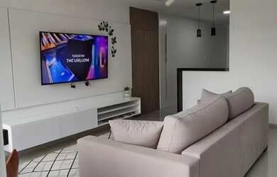 Imagem: A casa possui 2 Dormitórios e 1 Banheiro e está localizado