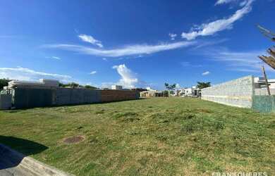 Imagem 1: Terreno à venda, 587 m² por R$ 799.000,00 - Urbanova - São José dos Campos/SP